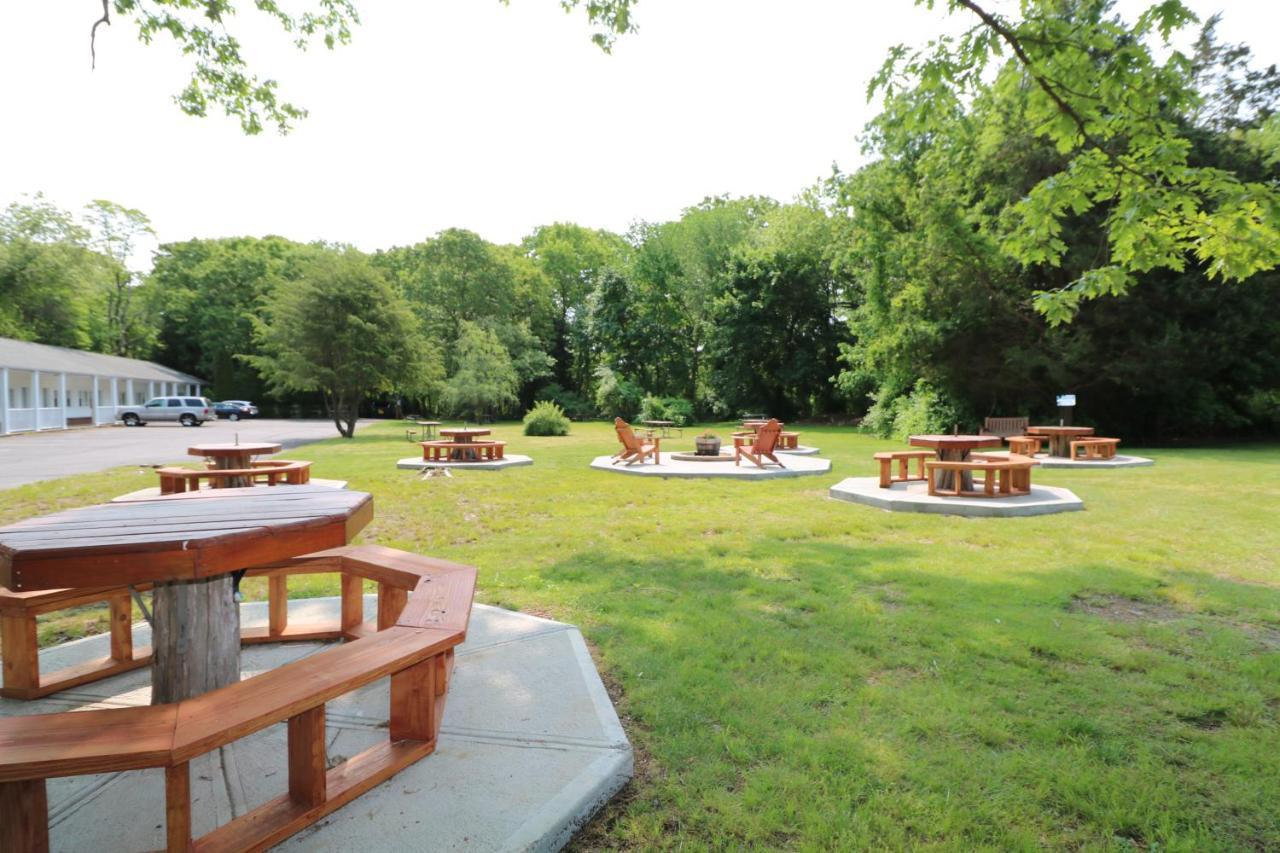 Hamilton Village Inn North Kingstown Buitenkant foto