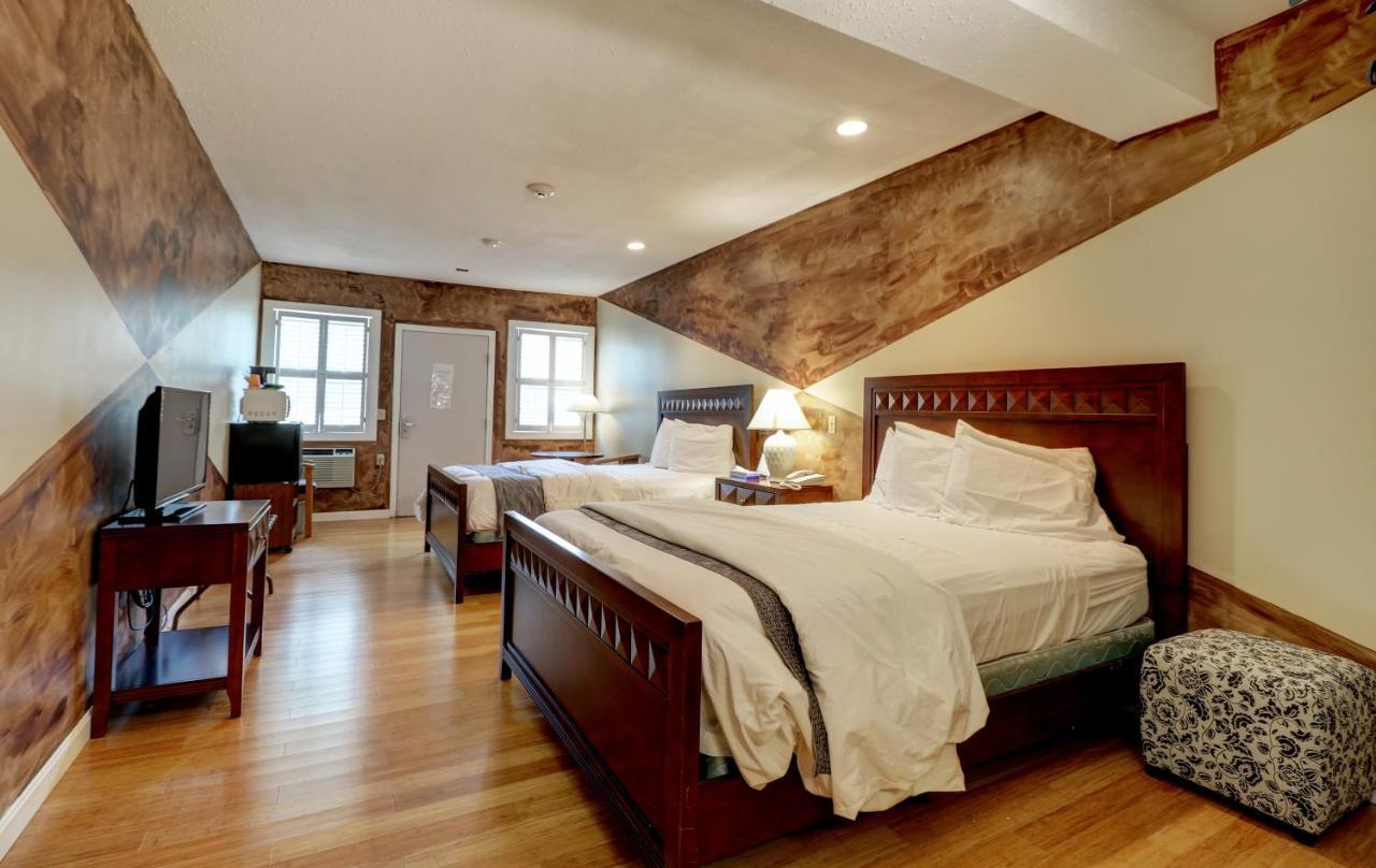 Hamilton Village Inn North Kingstown Buitenkant foto