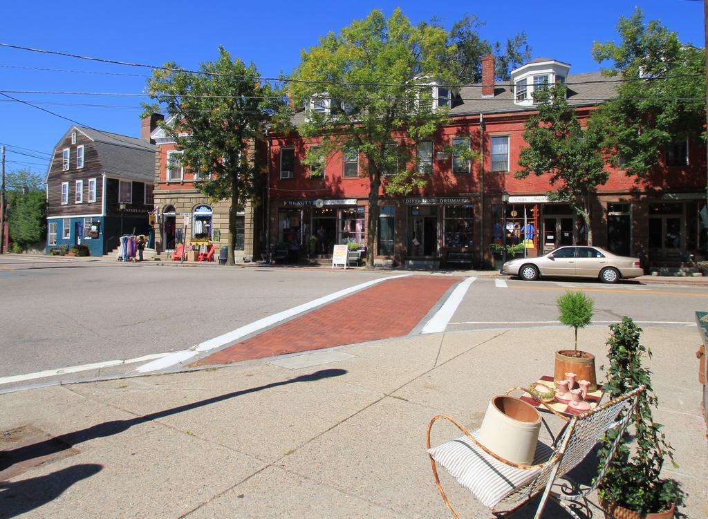 Hamilton Village Inn North Kingstown Buitenkant foto